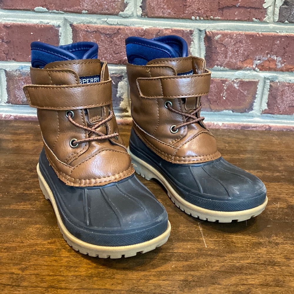 Sperry rain boots